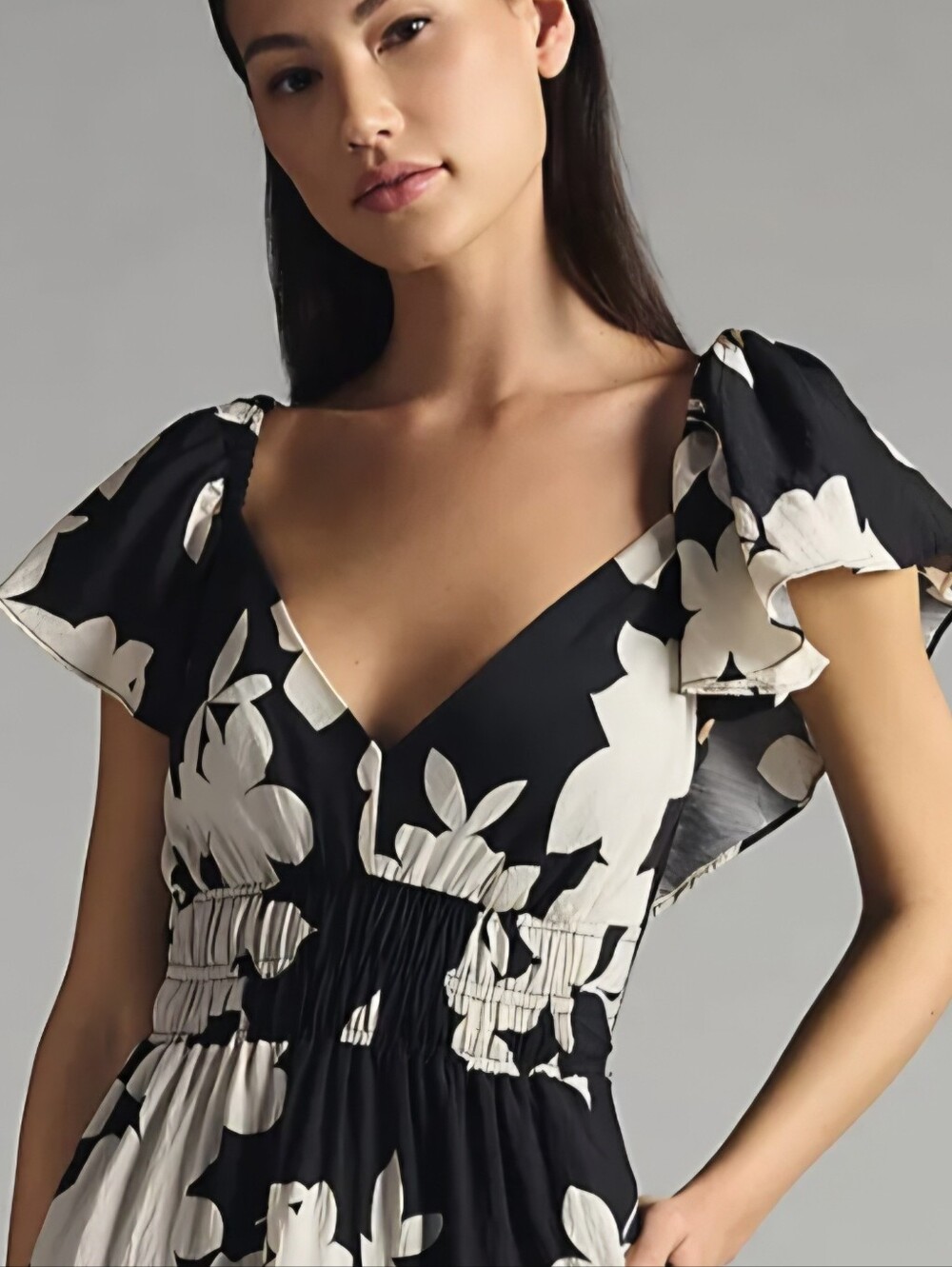 NWT Sienna Sky Flutter Sleeve Peplum Top | Black - White | Large